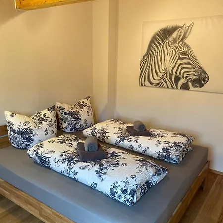 Ferienwohnung Lisl Holzkirchen  Exterior foto